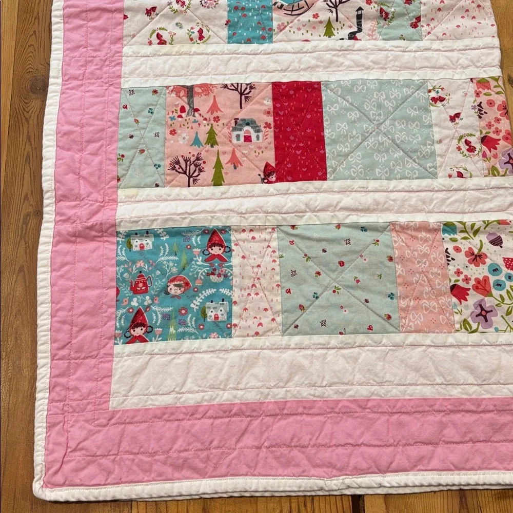 LITTLE RED RIDING HOOD Quilting Square Baby Blanket Girl